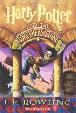کتاب هری پاتر و سنگ جادو Harry Potter and the Sorcerer's Stone - پر فروش ترین کتاب های کودکان